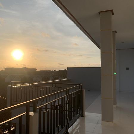 The Lima Home Stay In Canggu Bagian luar foto