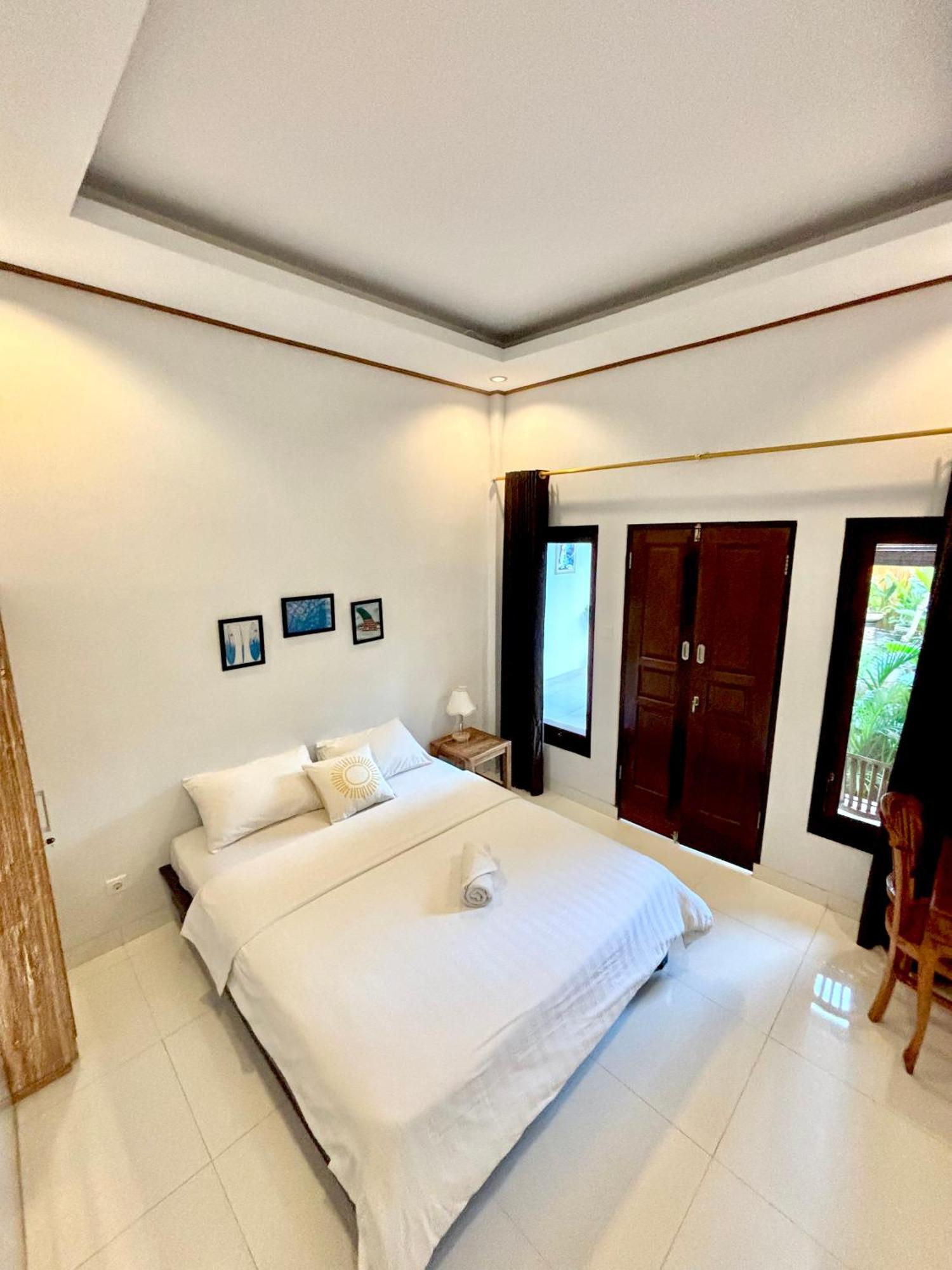 The Lima Home Stay In Canggu Bagian luar foto