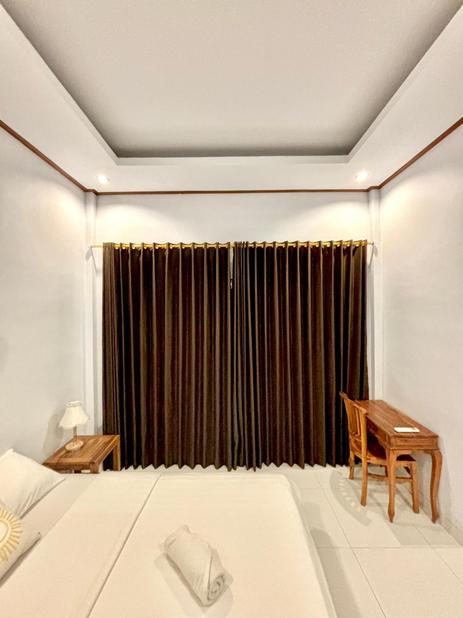 The Lima Home Stay In Canggu Bagian luar foto